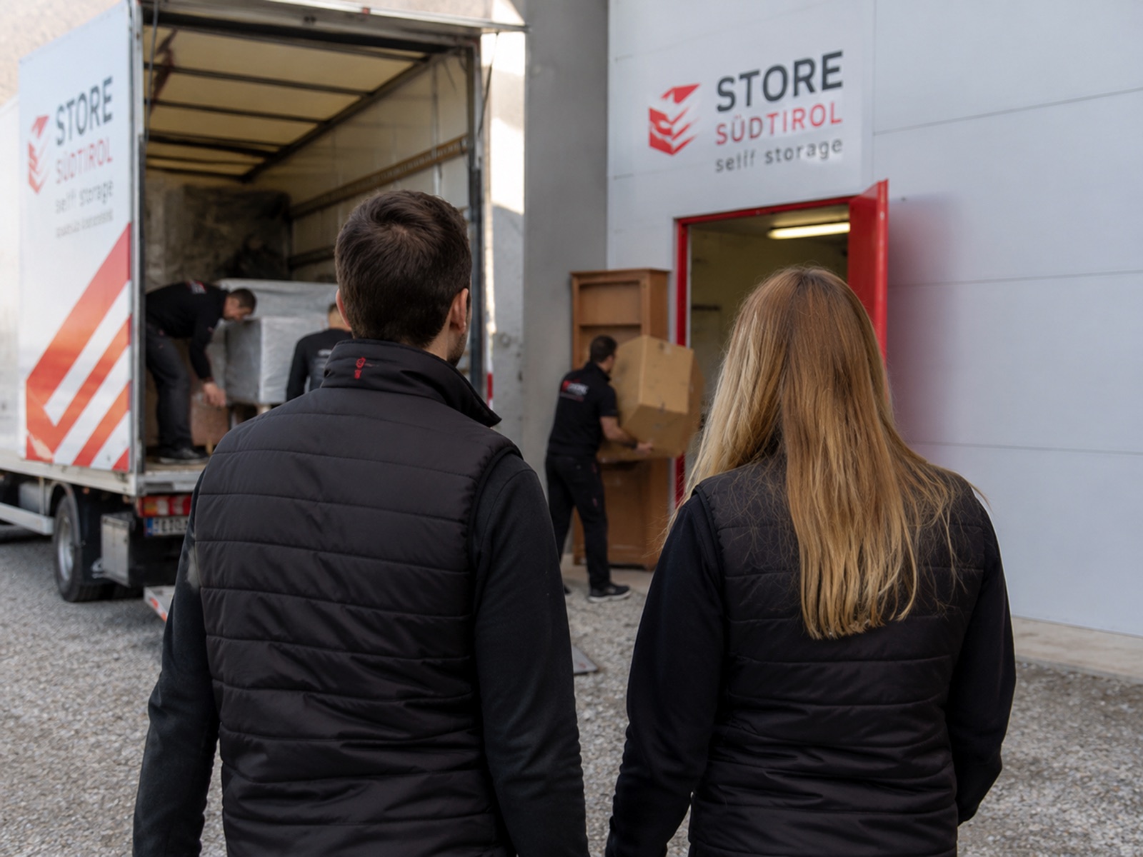 Operatori durante un trasloco, potenziale flusso di clienti